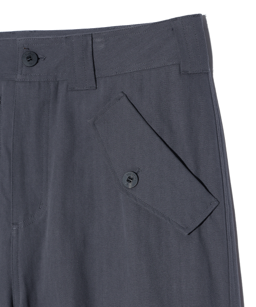 IEY(アイイーワイ)の「DOMINIC CARGO PANTS Grey Blue(その他パンツ・レディース・その他・LARGE/MEDIUM)」の5枚目の写真