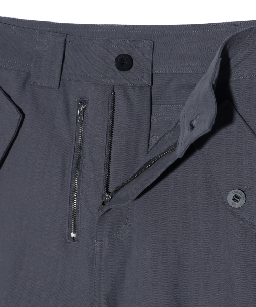 IEY(アイイーワイ)の「DOMINIC CARGO PANTS Grey Blue(その他パンツ・レディース・その他・LARGE/MEDIUM)」の8枚目の写真