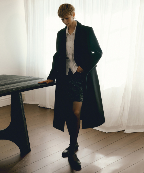 OCTETTE(オテット)の「SEQUIN TWEED MINI SKIRTS_BLACK(スカート・レディース・ブラック・SMALL/MEDIUM)」の2枚目の写真