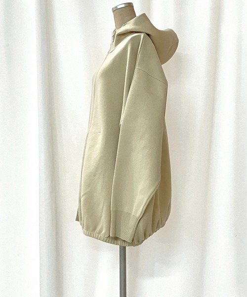 Q（キュー）の「スポンディッシュパーカー（パーカー・レディース・アイボリー/ブラック・MEDIUM）」の4枚目の写真