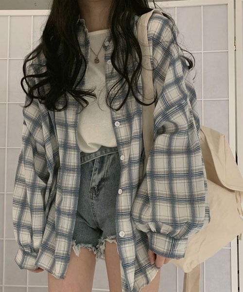 VIBGYOR Women（ヴィブジョー　ウィメン）の「【Mayree】チェック柄 長袖 シャツ（シャツ/ブラウス・レディース・ブルー・SMALL/MEDIUM）」の3枚目の写真