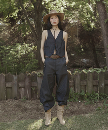 FROMWHERE（フロムウェア）の「POINT LINE COTTON DENIM PANTS BLACK（デニムパンツ）」