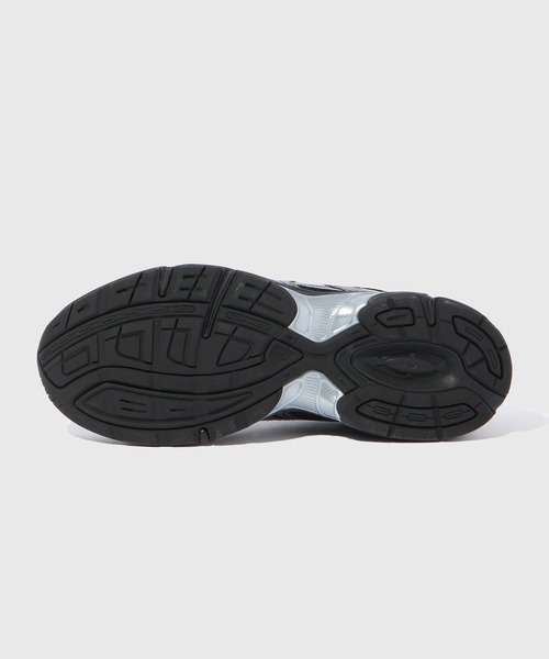 ASICS(アシックス)の「【ASICS/アシックス】GEL-1130 HP(スニーカー・メンズ・ホワイト/ブラック・28.5cm/29.0cm/26.0cm/27.0cm/27.5cm/28.0cm/26.5cm)」の6枚目の写真