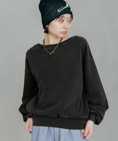 PAGEBOY（ページボーイ）の「2WAYネックスウェット（スウェット・レディース・オートミール/チャコールグレー/ブルー・FREE）」の2枚目の写真