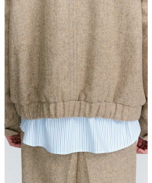 HEUTE(ホイテ)の「HERRINGBONE BOMBER JACKET (BEIGE)(ブルゾン・メンズ・ベージュ・L)」の6枚目の写真