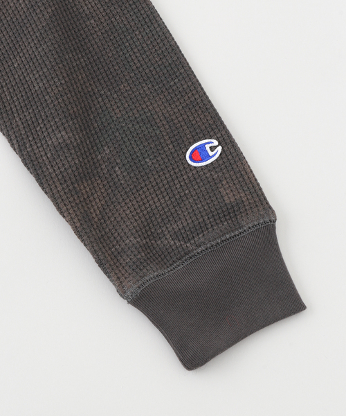 Champion(チャンピオン)の「Champion /チャンピオン LONG SLEEVE T-SHIRT(Tシャツ/カットソー・メンズ・カーキ/チャコールグレー・MEDIUM/LARGE)」の6枚目の写真