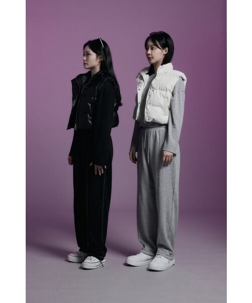 APOSTROPHE COMMA(アポストロフィコンマ)の「レザー クロップ パディング ベスト (アイボリー)(ダウンベスト・レディース・その他・LARGE/MEDIUM/SMALL)」の3枚目の写真