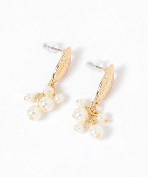 studio CLIP(スタディオクリップ)の「パールじゃらじゃらピアス(ピアス(両耳用)・レディース・その他1・FREE)」の2枚目の写真