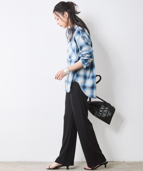CHIC STYLE（シックスタイル）の「スパンテレコスリムパンツ＜大きいサイズ有＞シックスタイル（その他パンツ・レディース・ブラック/杢グレー・M/L/LL/3L/4L/5L）」の7枚目の写真