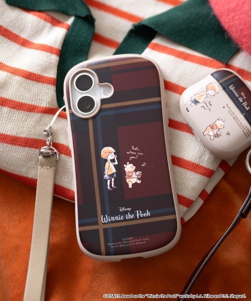 Disney(ディズニー)の「iPhone 17/16/15/14/13専用 ディズニーキャラクター iFace First Class Cafe MagSynq Magsafe対応 ケース くまのプーさん (プー/チェック)(スマホケース/カバー・レディース・ネイビー/オレンジ/レッド/ベージュ・iPhone 16/iPhone 13/14/15/iPhone 17)」の3枚目の写真