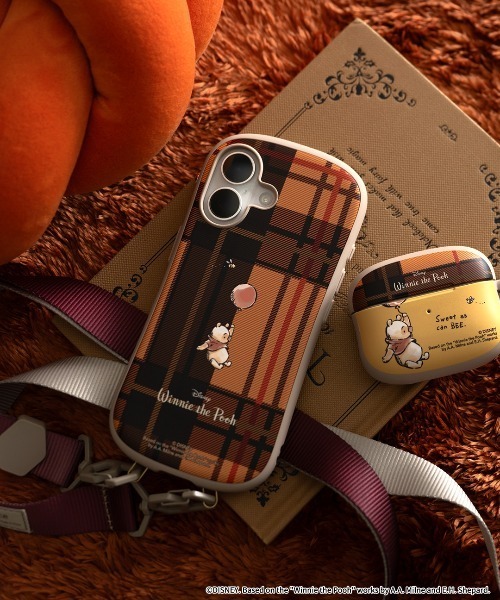 Disney(ディズニー)の「iPhone 17/16/15/14/13専用 ディズニーキャラクター iFace First Class Cafe MagSynq Magsafe対応 ケース くまのプーさん (プー/チェック)(スマホケース/カバー・レディース・ネイビー/オレンジ/レッド/ベージュ・iPhone 16/iPhone 13/14/15/iPhone 17)」の17枚目の写真
