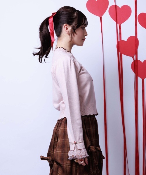 axes femme（アクシーズファム）の「ハート釦バイカラーニットプルオーバー（ニット/セーター・レディース・ピンク/ミント/キナリ・FREE）」の5枚目の写真