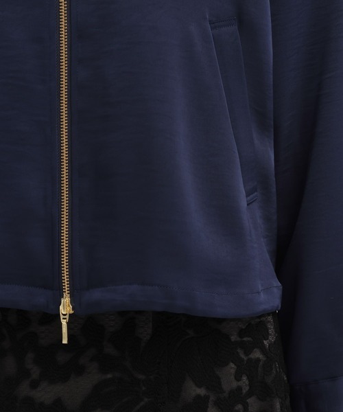 Andemiu（アンデミュウ）の「サテンブルゾン643040（ブルゾン・レディース・ネイビー/グレイッシュベージュ・FREE）」の22枚目の写真