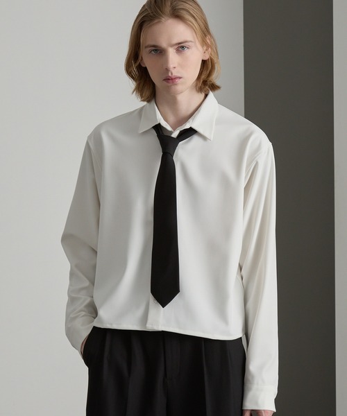 cussil(クシル)の「【cussil/クシル】ヘビードレープクロップドシルエットレギュラー長袖シャツ(シャツ/ブラウス・メンズ・ブラック/ホワイト・L/M/S)」の2枚目の写真