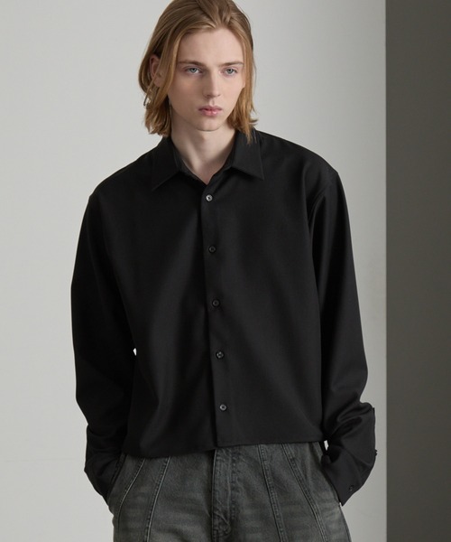 cussil(クシル)の「【cussil/クシル】ヘビードレープクロップドシルエットレギュラー長袖シャツ(シャツ/ブラウス・メンズ・ブラック/ホワイト・L/M/S)」の3枚目の写真