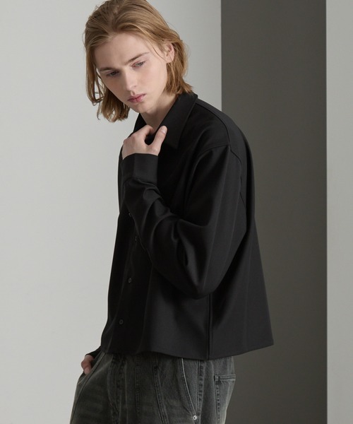 cussil(クシル)の「【cussil/クシル】ヘビードレープクロップドシルエットレギュラー長袖シャツ(シャツ/ブラウス・メンズ・ブラック/ホワイト・L/M/S)」の5枚目の写真