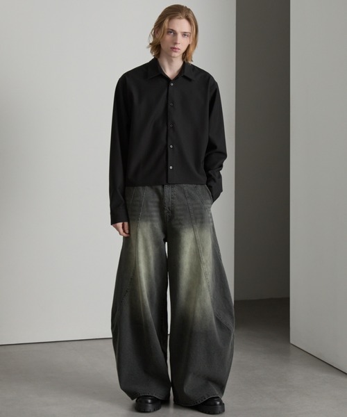 cussil(クシル)の「【cussil/クシル】ヘビードレープクロップドシルエットレギュラー長袖シャツ(シャツ/ブラウス・メンズ・ブラック/ホワイト・L/M/S)」の10枚目の写真