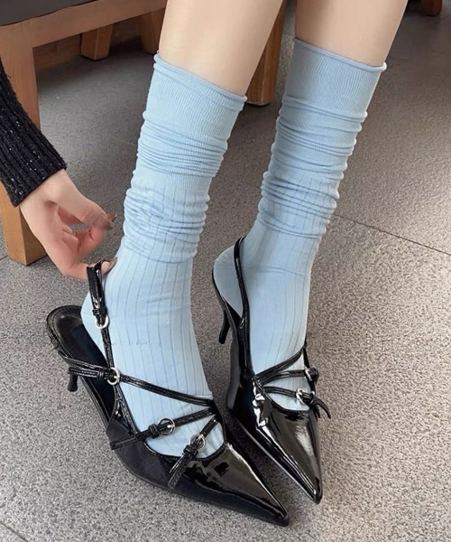 Vipoa(ヴィポア)の「バックストラップミュールサンダル(パンプス・レディース・ブラック/ボルドー・LARGE/MEDIUM/SMALL)」の1枚目の写真