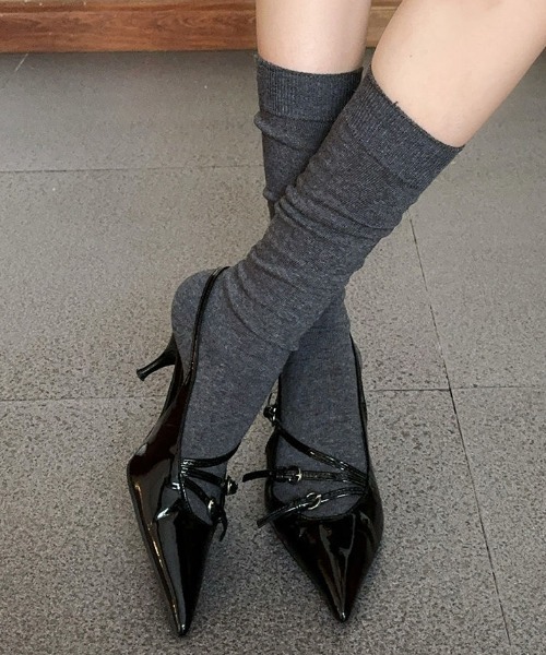 Vipoa(ヴィポア)の「バックストラップミュールサンダル(パンプス・レディース・ブラック/ボルドー・LARGE/MEDIUM/SMALL)」の19枚目の写真