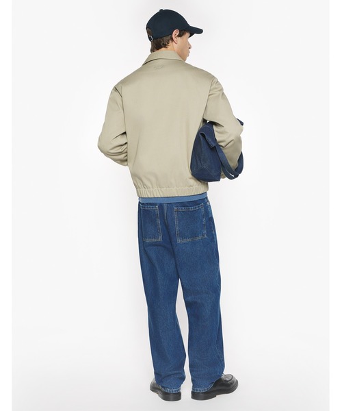 Maison Kitsune(メゾンキツネ)の「ELASTICATED ZIPPED BLOUSON(ブルゾン・メンズ・グレイッシュベージュ・XS/S)」の4枚目の写真