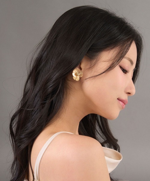 CEMONEMO(セモネモ)の「透かし フラワー メタル ピアス(ピアス(両耳用)・レディース・その他2/その他1/その他4/その他3・FREE)」の12枚目の写真