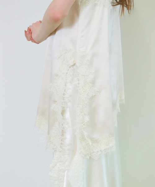 mic by Olu.(ミックバイオルドット)の「サテンレースキャミソールワンピース(ワンピース・レディース・アイボリー/ブラウン/ピンク・FREE)」の16枚目の写真