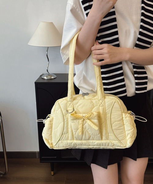 leune(ルネ)の「パステルカラーキルティングリボンボストンバッグ(ボストンバッグ・レディース・ピンク/イエロー/ミント/ブルー・FREE)」の6枚目の写真