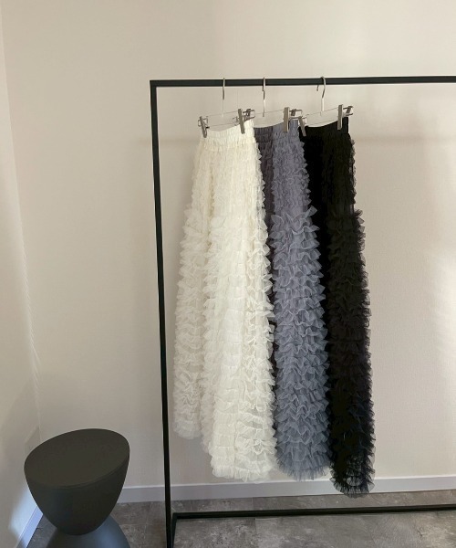 AMAIL(アマイル)の「Fluffy Cake Skirt(スカート・レディース・グレー/アイボリー/ブラック・FREE)」の4枚目の写真