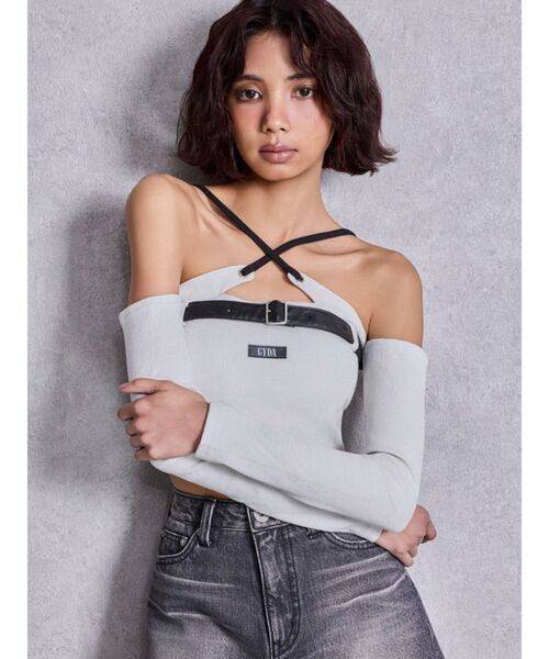 GYDA（ジェイダ）の「GYDAフロントクロスラメテレコトップス（Tシャツ/カットソー・レディース・ブラック/オフホワイト/ブルー・FREE）」の4枚目の写真