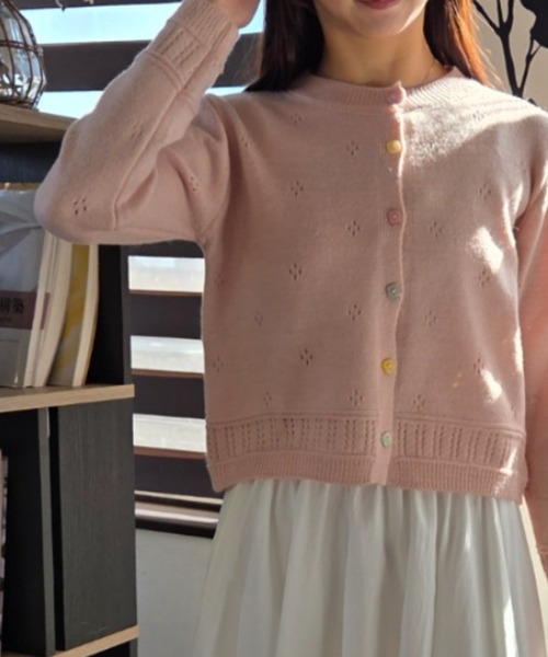 tolene(トレネ)の「大人可愛い ニットキャミ+ニットカーデ セットアップ(アンサンブル・レディース・ホワイト/ピンク/ライトブルー/イエロー・FREE)」の5枚目の写真