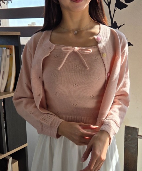 tolene(トレネ)の「大人可愛い ニットキャミ+ニットカーデ セットアップ(アンサンブル・レディース・ホワイト/ピンク/ライトブルー/イエロー・FREE)」の10枚目の写真