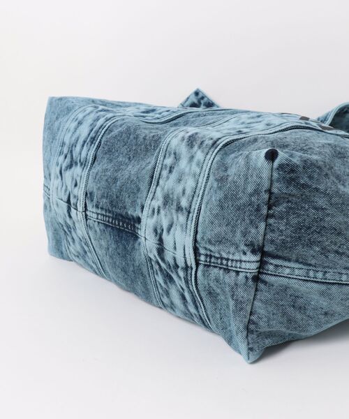 ALLSAINTS（オールセインツ）の「IZZY DENIM TOTE（トートバッグ・レディース・ブルー系その他・ONE SIZE）」の3枚目の写真