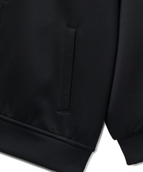 MUSINSA STANDARD KIDS（ムシンサスタンダードキッズ）の「クラシック トラック セットアップ [ブラック]（セットアップ・レディース・その他・100/110/120）」の10枚目の写真
