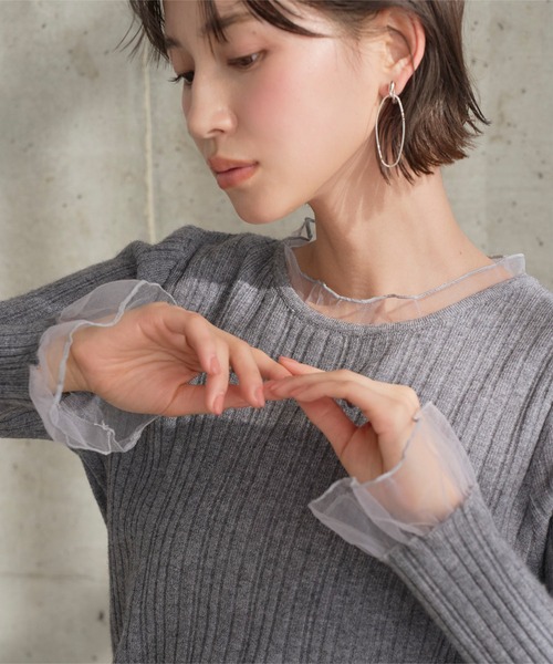 KOBE LETTUCE(コウベレタス)の「チュール切り替えリブニットトップス(ニット/セーター・レディース・オフホワイト/グレー/ブラック・M)」の8枚目の写真