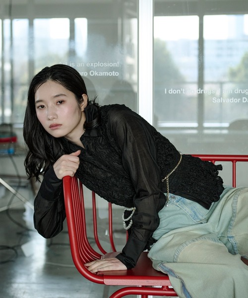 Ezick（エジック）の「shirring sheer blouse シャーリングブラウス（シャツ/ブラウス・レディース・ブラック/ピンク・FREE）」の4枚目の写真