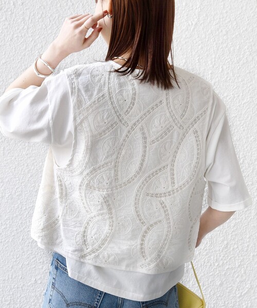 SHIPS(シップス)の「〈手洗い可能〉オープン ワーク レース 刺繍 ベスト(ベスト・レディース・ブラック/ホワイト・ONE SIZE)」の12枚目の写真
