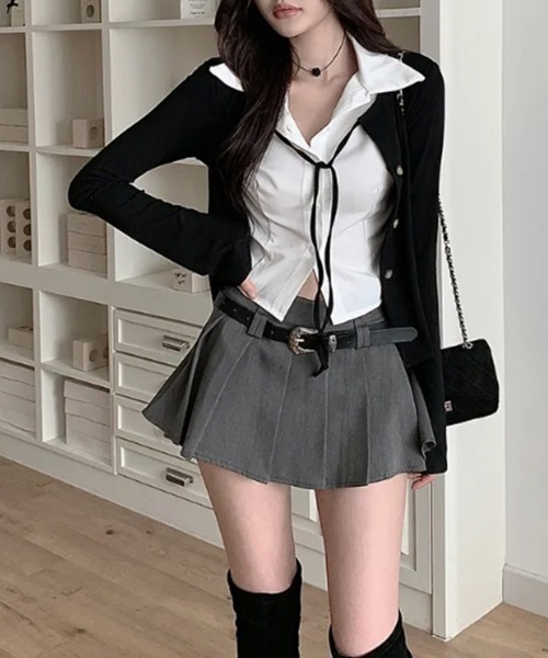 Emilie(エミリー)の「レイヤード風 ショート丈 トップス(Tシャツ/カットソー・レディース・グレー/ブラック・FREE)」の9枚目の写真