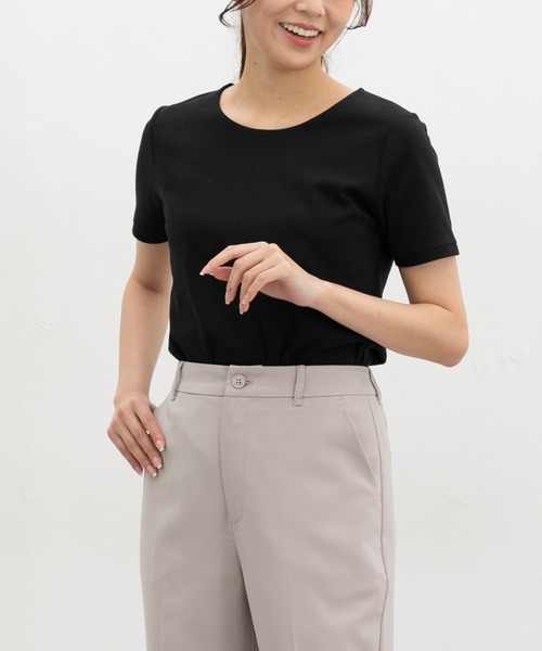 Honeys(ハニーズ)の「きれいめクルーネックT(Tシャツ/カットソー・レディース・ホワイト/ネイビー/ライトグレー/ブラック・M/LL/L/3L/S)」の2枚目の写真