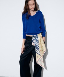デタッチャブルスカーフVニット / Detachable Scarf V Knit