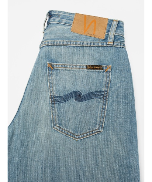 Nudie Jeans(ヌーディージーンズ)の「Nudie Jeans/ヌーディージーンズ Sonic Sue / ルーズフィットAラインレッグジーンズ / Blue Wave / レングス28(デニムパンツ・レディース・ライトインディゴブルー・25/26/27/28)」の4枚目の写真