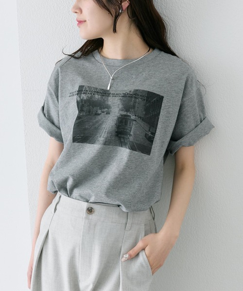 PUAL CE CIN（ピュアルセシン）の「アソートフォトプリントTシャツ（Tシャツ/カットソー・レディース・グレー/オフホワイト・FREE）」の9枚目の写真