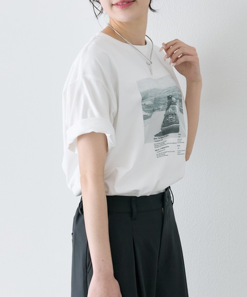 PUAL CE CIN（ピュアルセシン）の「アソートフォトプリントTシャツ（Tシャツ/カットソー・レディース・グレー/オフホワイト・FREE）」の4枚目の写真