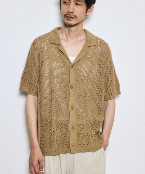 AZUL by moussy（アズールバイマウジー）の「スクエアパターンニットメッシュシャツ　メッシュトップス　羽織　春服　夏服　秋服　メッシュニット　サマーニット（シャツ/ブラウス・メンズ・ベージュ/ブラック/オフホワイト・MEDIUM/LARGE）」の3枚目の写真