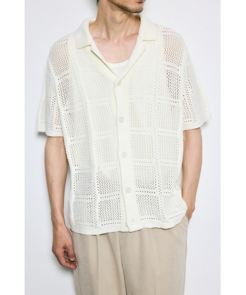 AZUL by moussy（アズールバイマウジー）の「スクエアパターンニットメッシュシャツ　メッシュトップス　羽織　春服　夏服　秋服　メッシュニット　サマーニット（シャツ/ブラウス・メンズ・ベージュ/ブラック/オフホワイト・MEDIUM/LARGE）」の2枚目の写真
