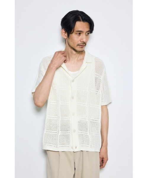 AZUL by moussy（アズールバイマウジー）の「スクエアパターンニットメッシュシャツ　メッシュトップス　羽織　春服　夏服　秋服　メッシュニット　サマーニット（シャツ/ブラウス・メンズ・ベージュ/ブラック/オフホワイト・MEDIUM/LARGE）」の5枚目の写真