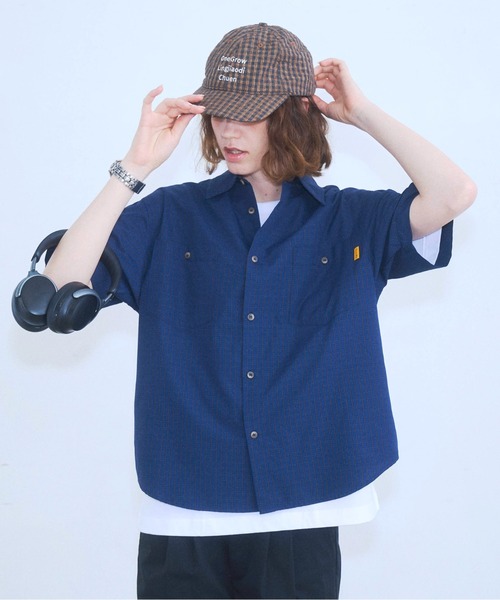 Zooodle（ズードル）の「Micro Check Short Sleeve Shirt - マイクロチェック半袖シャツ -（シャツ/ブラウス・メンズ・ネイビー/ブラウン・MEDIUM/LARGE）」の5枚目の写真