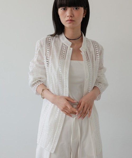 TENTO（テント）の「コットンレース刺繍長袖シャツ（シャツ/ブラウス・レディース・ホワイト・FREE）」の2枚目の写真