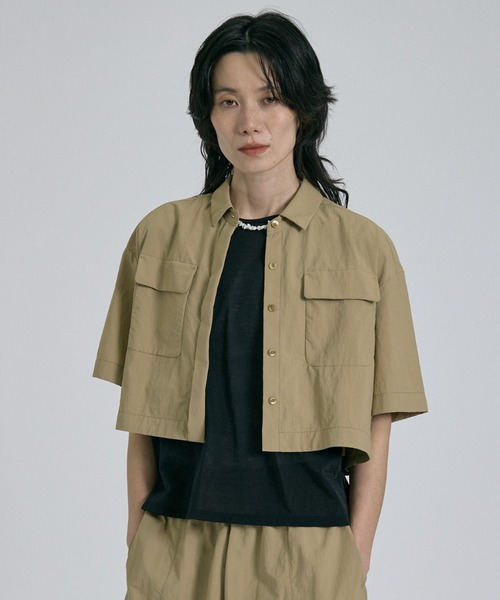 qualite（カリテ）の「シアーノースリーブT　春服　夏服　オフィスカジュアル（タンクトップ・レディース・ブラック/クリーム/オフホワイト・フリー）」の15枚目の写真