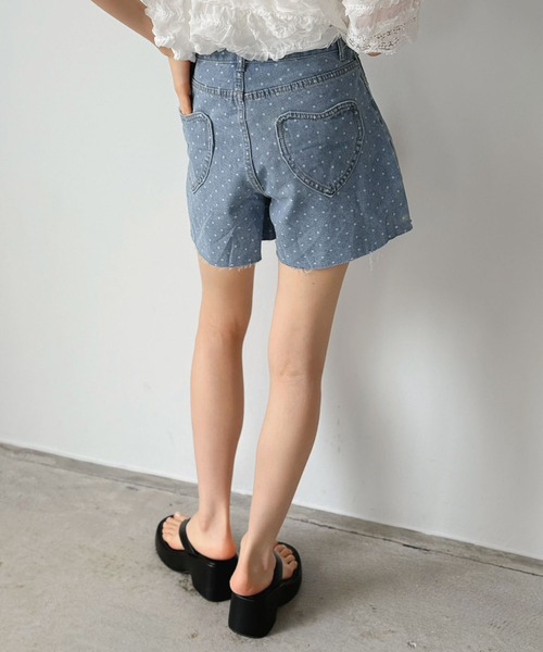 Jewelobe(ジュエローブ)の「ミニドットデニムパンツ(その他パンツ・レディース・ブルー/サックスブルー・S/M)」の4枚目の写真