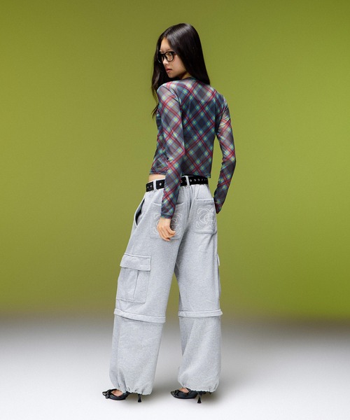X-girl(エックスガール)の「EMBLEM POCKET 2WAY BUGGY SWEATPANTS(スウェットパンツ・レディース・アッシュ/ブラック・S/M)」の5枚目の写真
